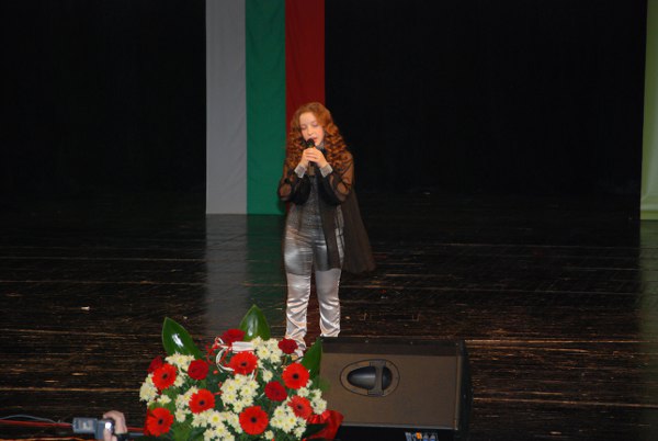 20130301_4441_600x402